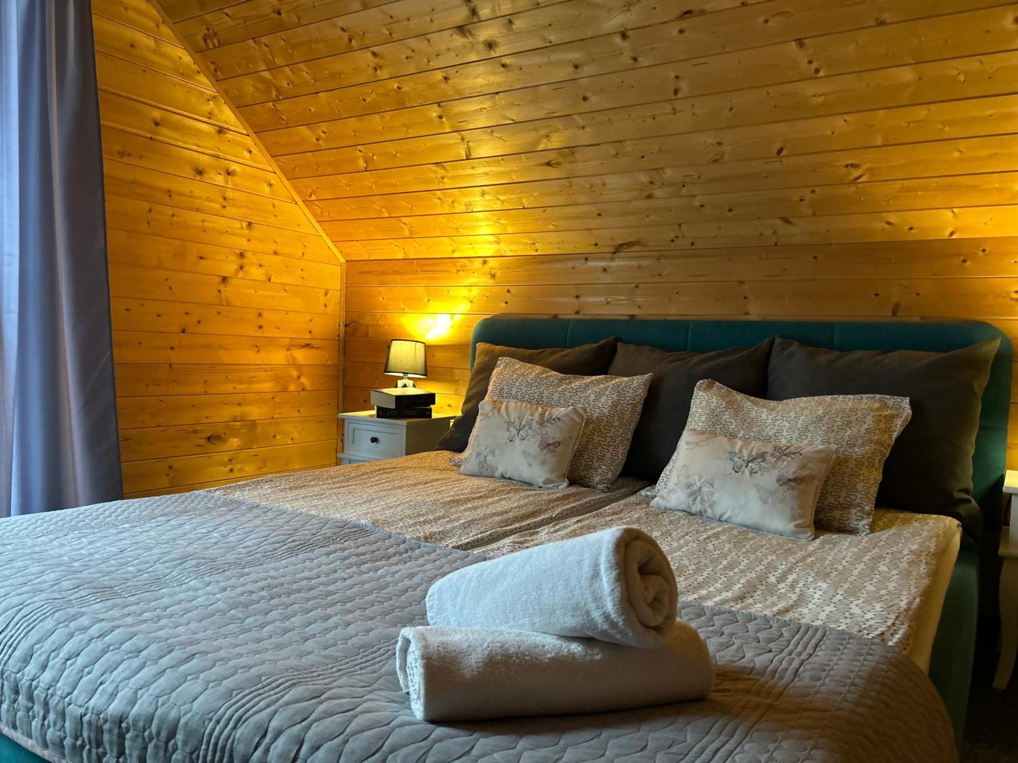 Resort Eden Domki, Apartamenty I Pokoje Jastrzębia Góra Exterior foto